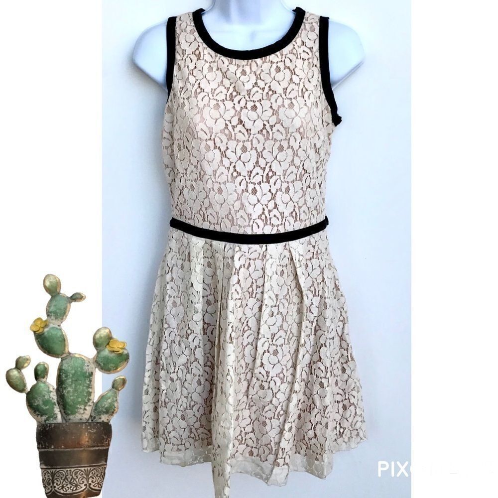 Speechless Leather and cream lace Dress size 7